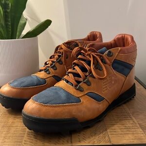 New Balance Tan and Navy Leather-Textile Hiking Boots